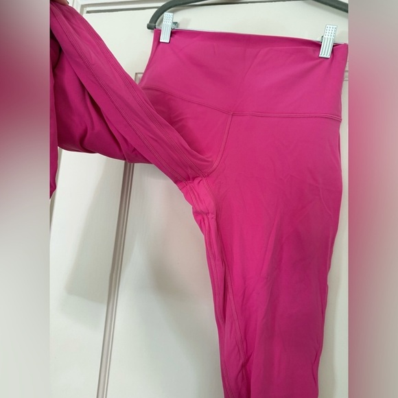 Lululemon High Rise Align Leggings Pale Raspberry Hot Pink in size 8 - Picture 7 of 8